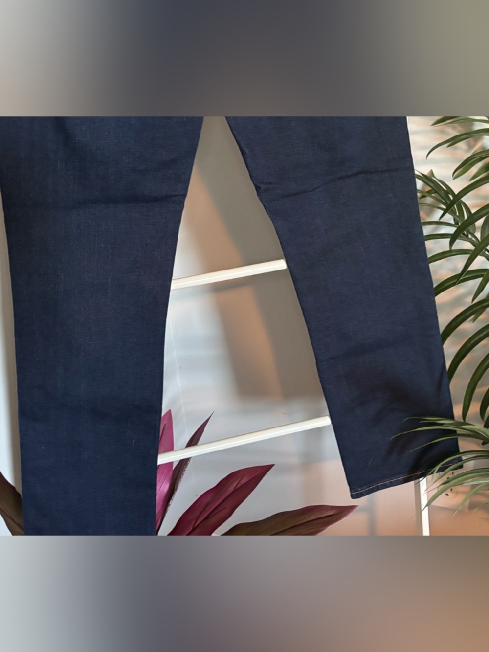 GAP 1969 Women Straight Leg Jeans in Dark Wash - Picture 12 of 16